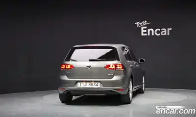 Volkswagen Golf 2015 1.6 гидро в Москве № 862521, миниатюра 4
