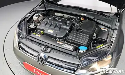 Volkswagen Golf 2015 1.6 гидро в Москве № 862521, миниатюра 6