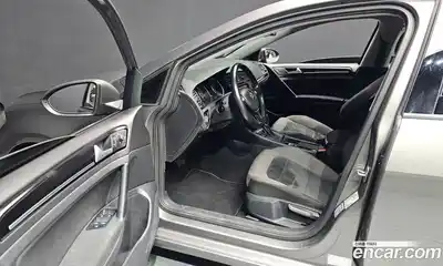 Volkswagen Golf 2015 1.6 гидро в Москве № 862521, миниатюра 10