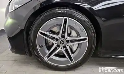 Mercedes-Benz C-Class 2024 2.0 гидро в Москве № 892642, миниатюра 5