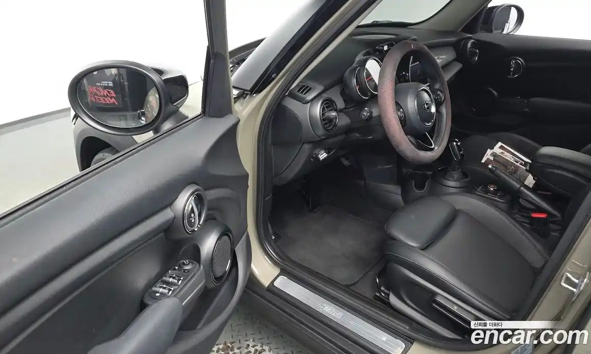 Mini Cooper 2020 1.5 гидро в Москве, фото 11