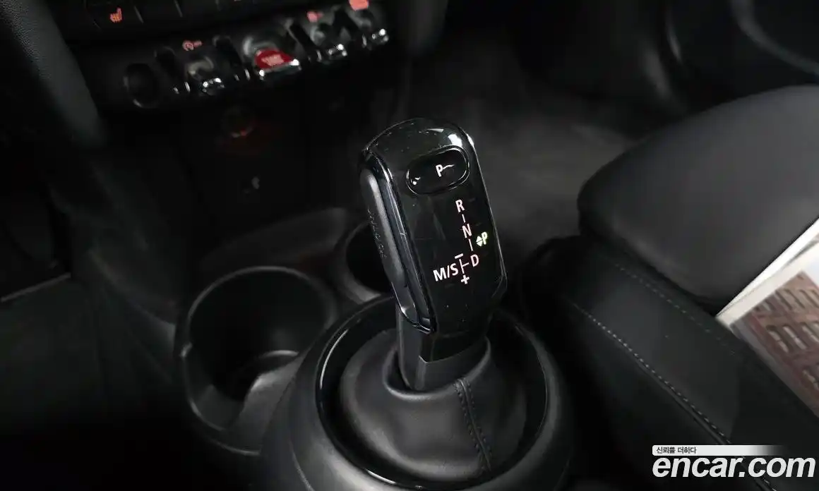 Mini Cooper 2020 1.5 гидро в Москве, фото 8