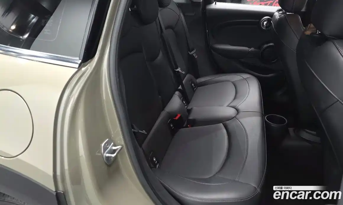 Mini Cooper 2020 1.5 гидро в Москве, фото 10