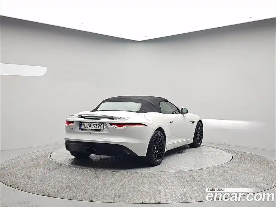 Jaguar F-Type 2022 2.0 гидро в Москве № 897265, фото 4