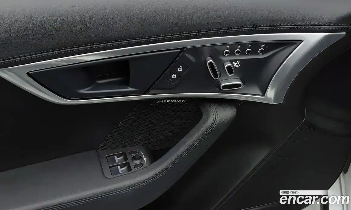Jaguar F-Type 2022 2.0 гидро в Москве № 897265, фото 8