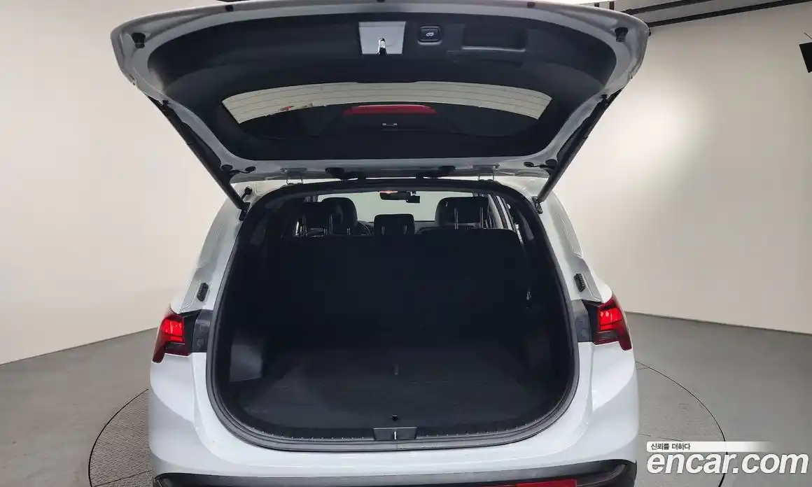 Hyundai Santa Fe 2022 2.5 Автомат в Москве № 926899, фото 20