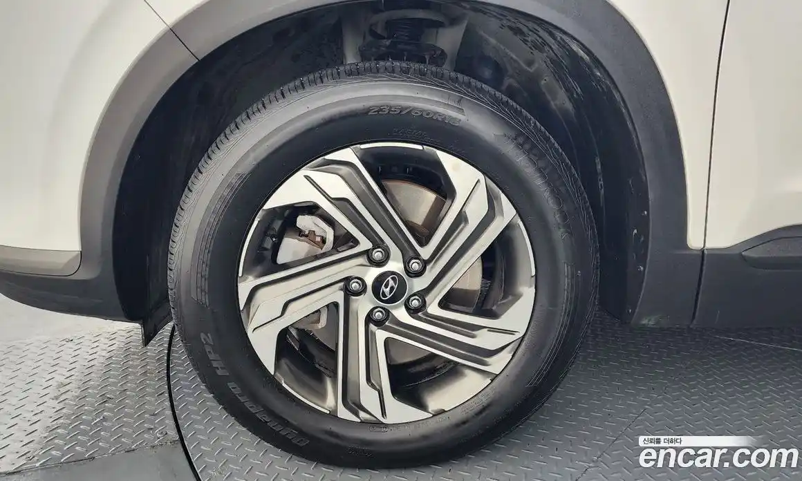 Hyundai Santa Fe 2022 2.5 Автомат в Москве № 926899, фото 5