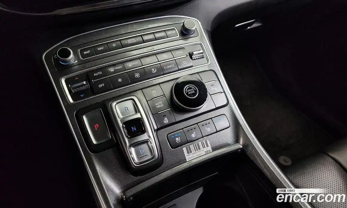 Hyundai Santa Fe 2022 2.5 Автомат в Москве № 926899, фото 9