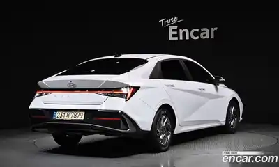 Hyundai Avante 2023 1.6 гидро в Москве № 927181, миниатюра 2