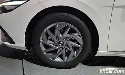 Hyundai Avante 2023 1.6 гидро в Москве № 927181, миниатюра 5
