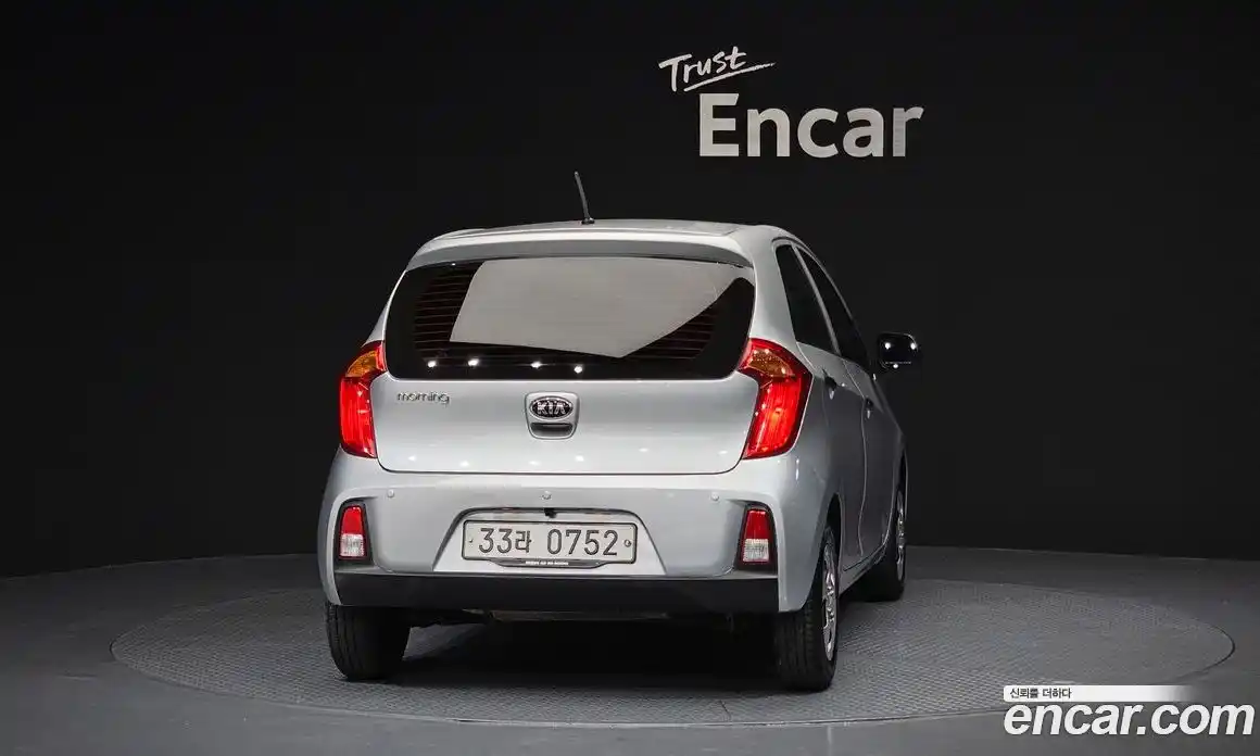 Kia Morning 2016 1.0 Автомат в Москве № 929257, фото 4