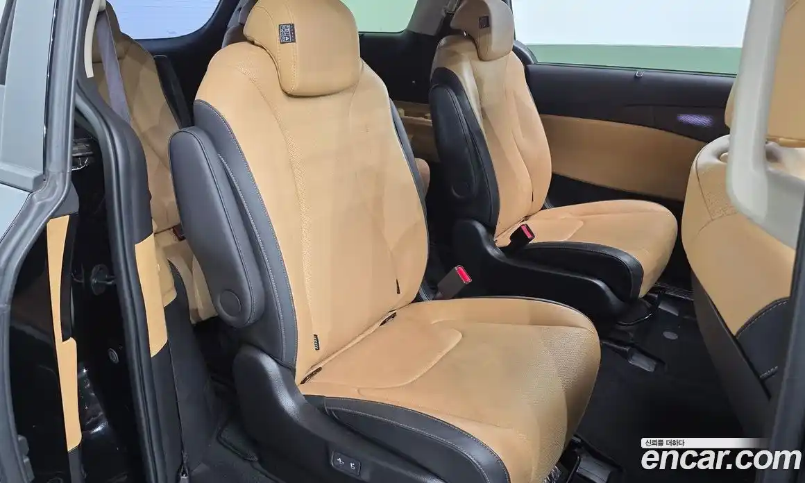 Kia Canival 2022 3.5 Автомат в Москве № 930036, фото 12