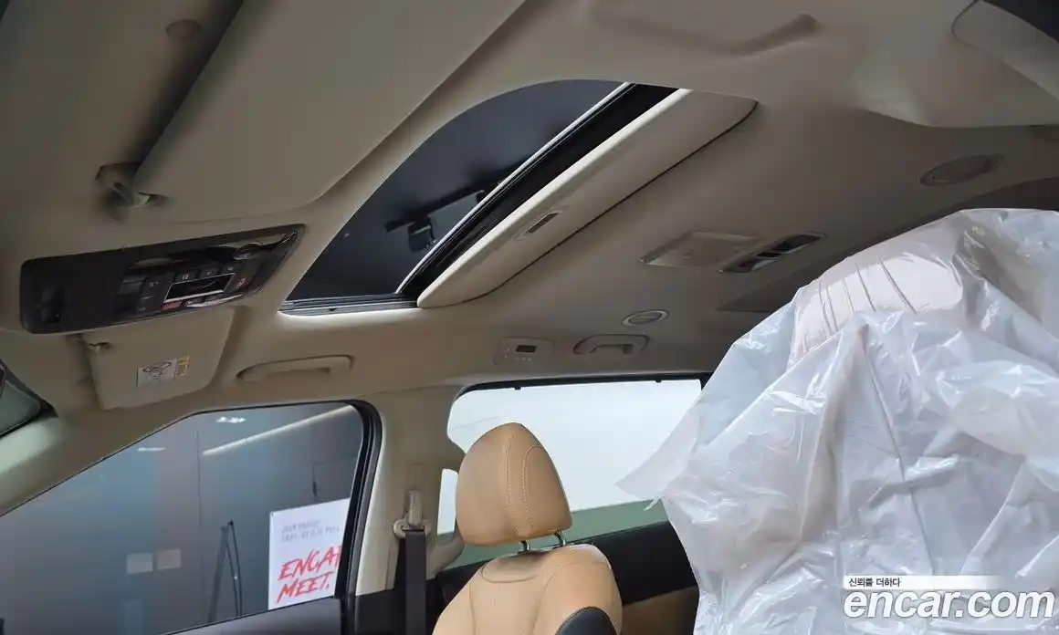 Kia Canival 2022 3.5 Автомат в Москве № 930036, фото 19