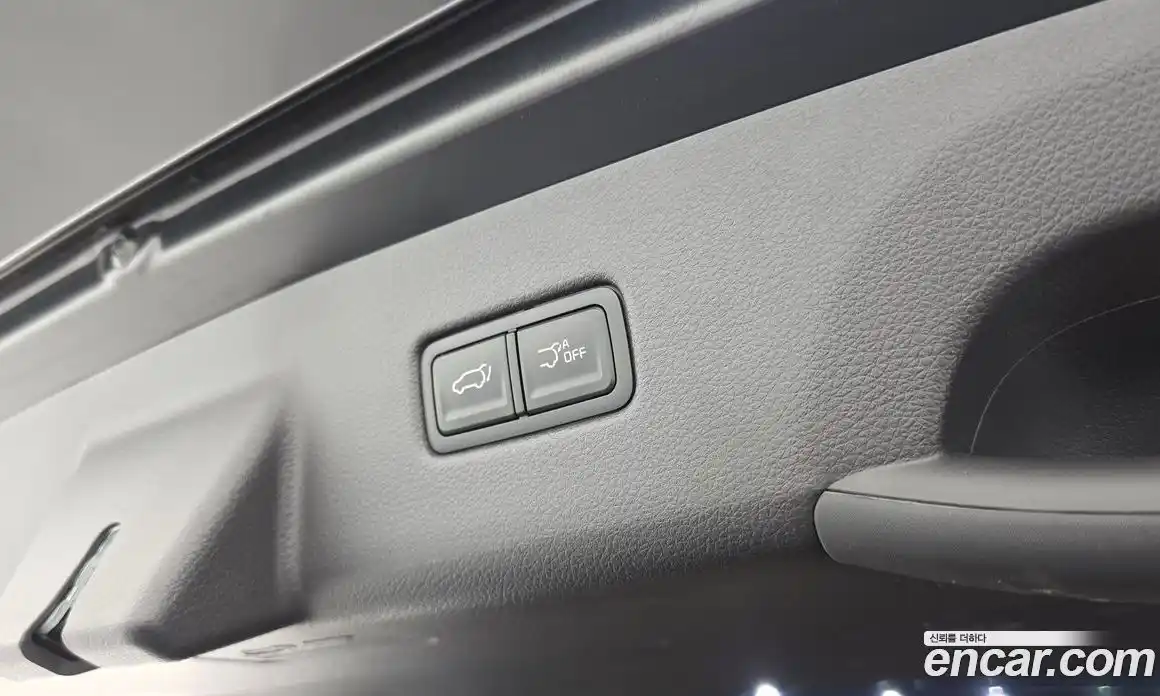 Kia Canival 2022 3.5 Автомат в Москве № 930036, фото 20