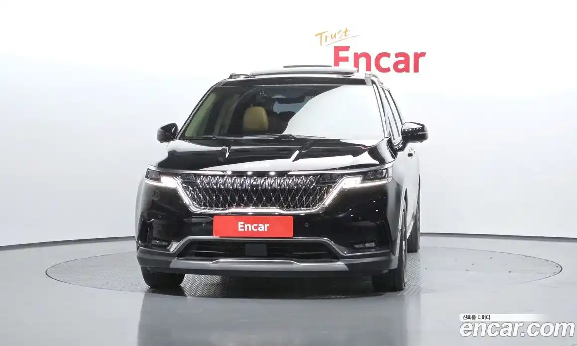 Kia Canival 2022 3.5 Автомат в Москве № 930036, фото 3