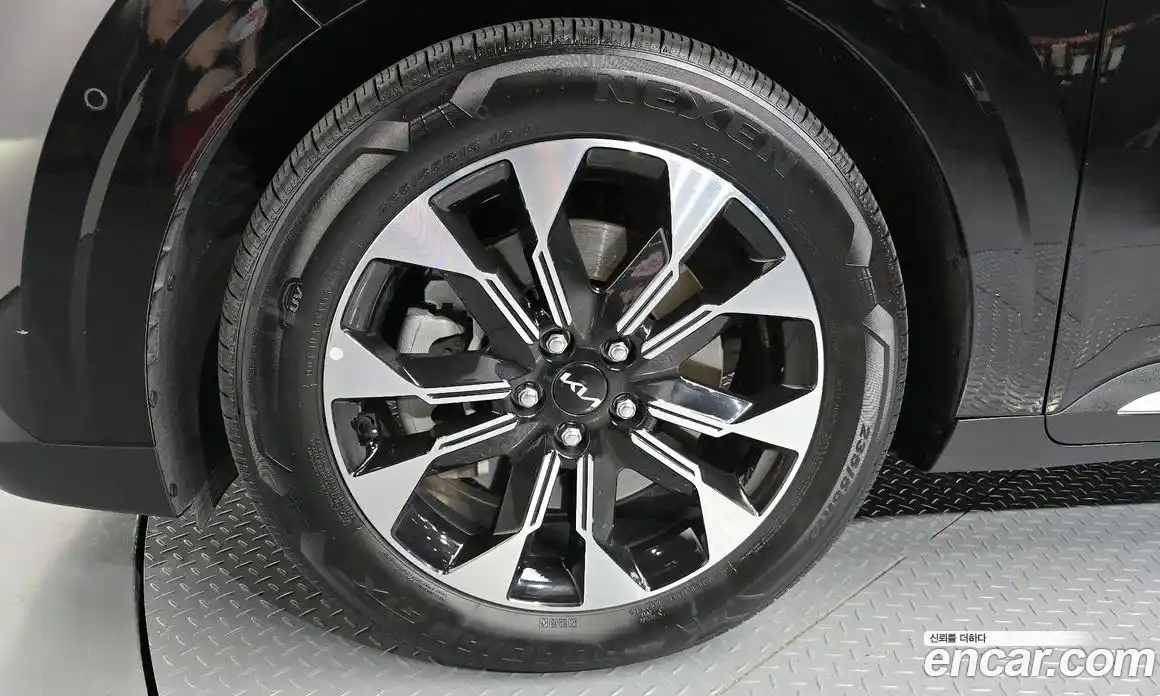 Kia Canival 2022 3.5 Автомат в Москве № 930036, фото 5