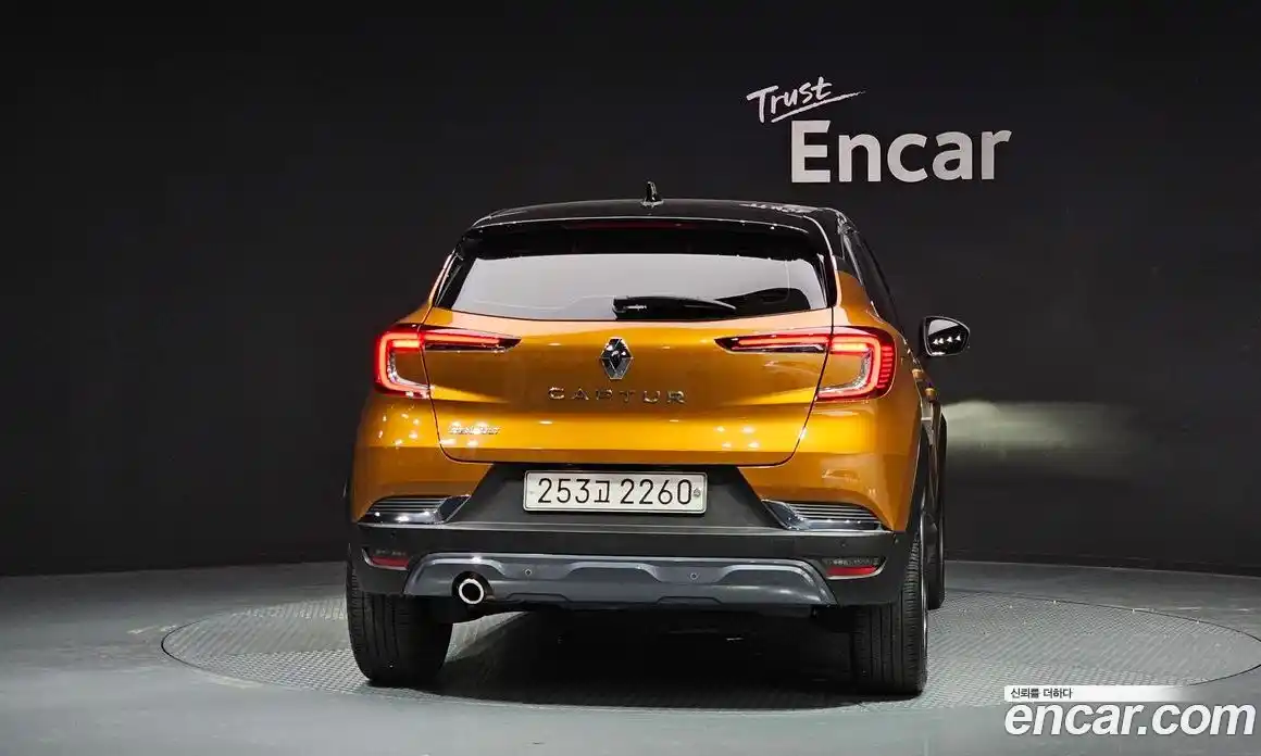 Renault Captur 2020 1.3 гидро в Москве, фото 4