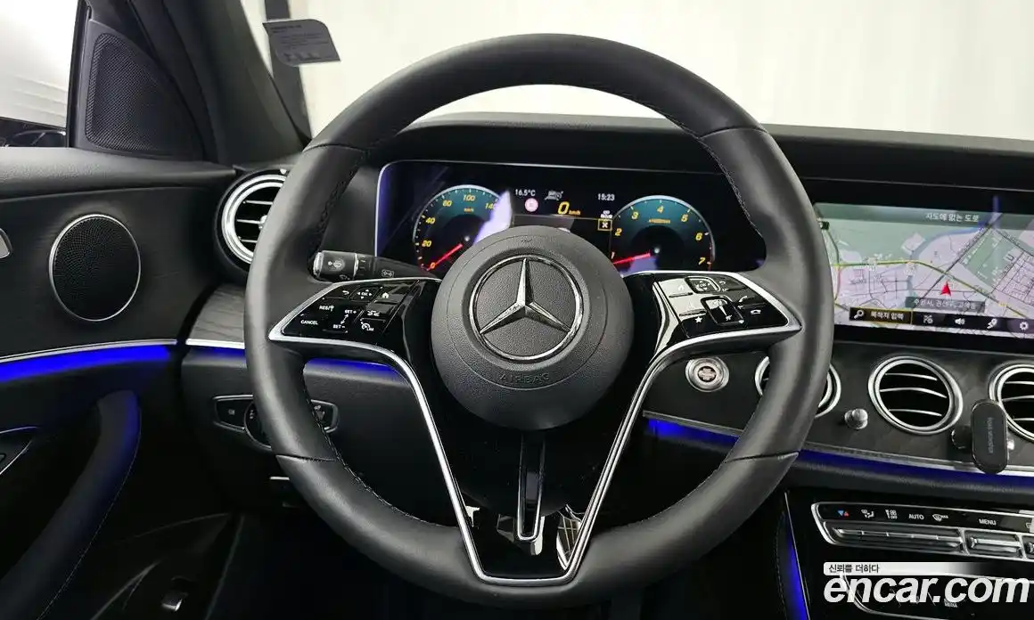 Mercedes-Benz E-Class 2022 2.0 гидро, фото 13
