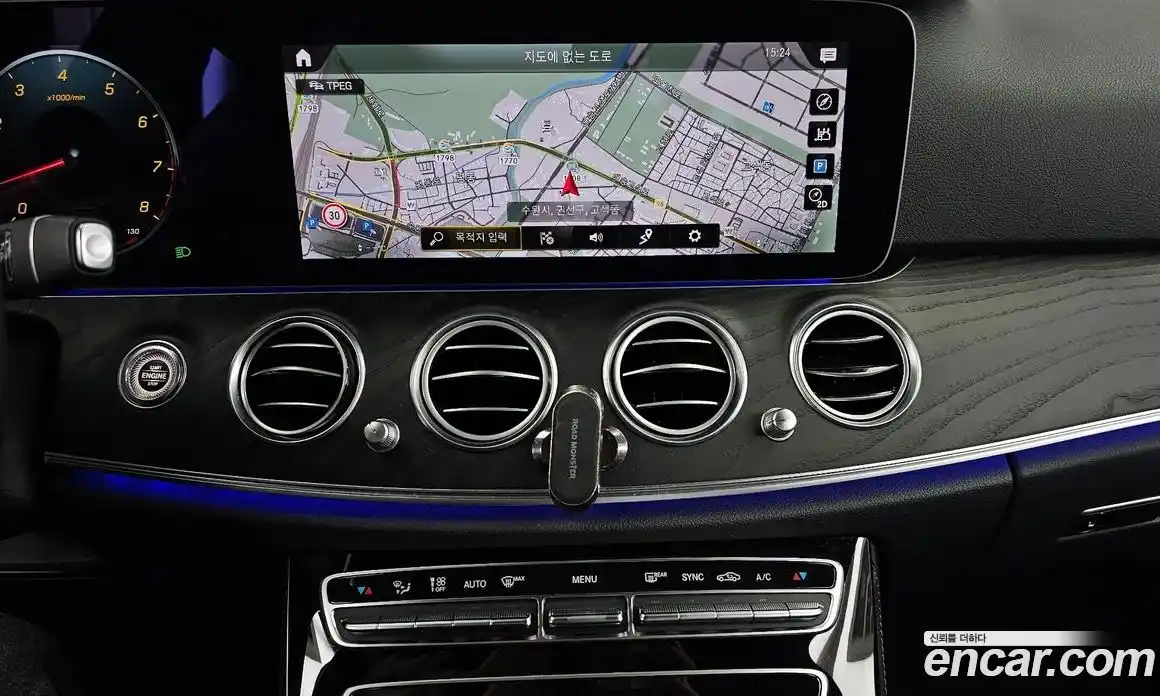 Mercedes-Benz E-Class 2022 2.0 гидро, фото 14