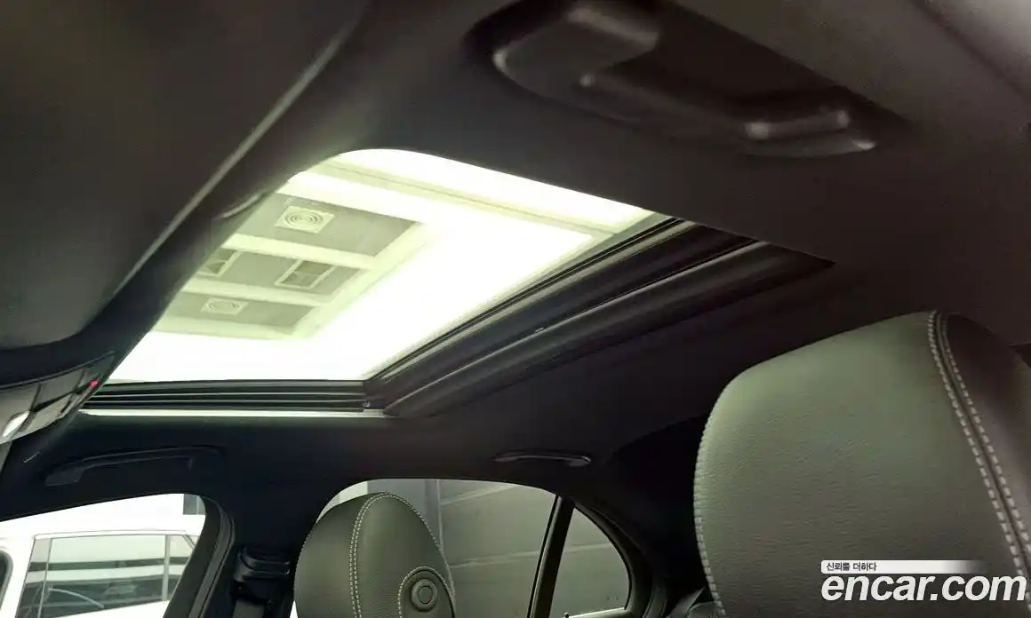 Mercedes-Benz E-Class 2022 2.0 гидро, фото 18