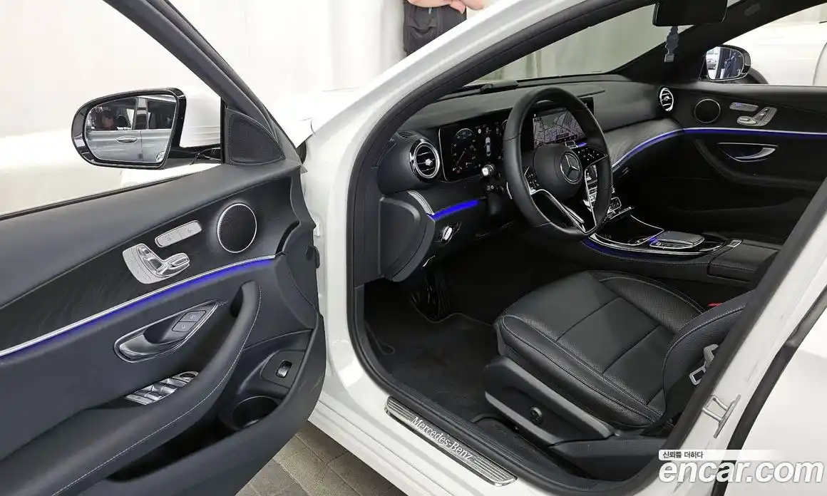 Mercedes-Benz E-Class 2022 2.0 гидро, фото 10