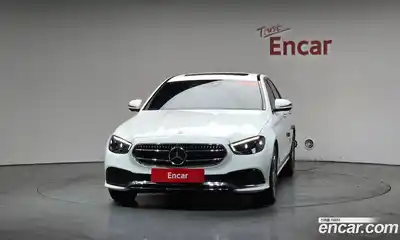 Mercedes-Benz E-Class 2021 2.0 гидро, миниатюра 2