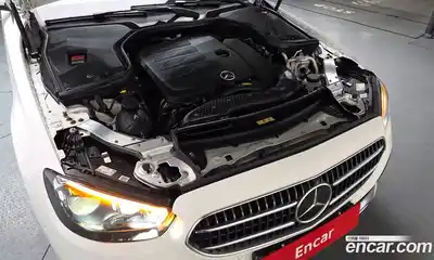 Mercedes-Benz E-Class 2021 2.0 гидро, миниатюра 5