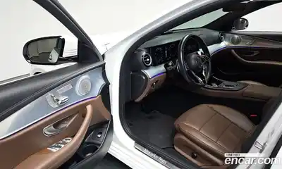 Mercedes-Benz E-Class 2021 2.0 гидро, миниатюра 10