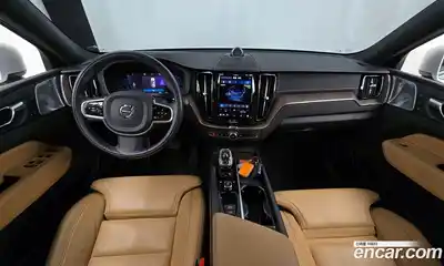 Volvo XC60 2022 2.0 гидро в Москве № 972825, миниатюра 7