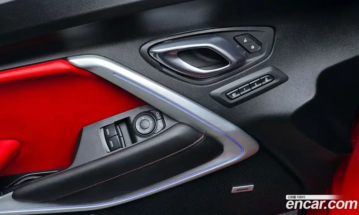 Chevrolet Camaro 2017 6.2 Автомат в Москве № 974387, фото 18