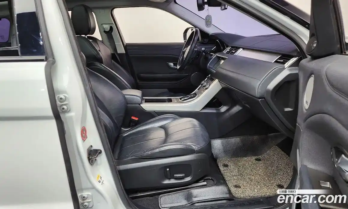 Land Rover Range-Rover Evoque 2018 2.0 гидро в Москве № 975695, фото 11