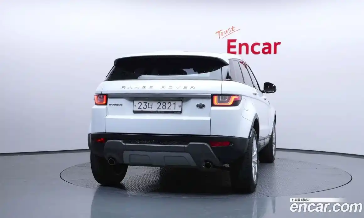 Land Rover Range-Rover Evoque 2018 2.0 гидро в Москве № 975695, фото 4