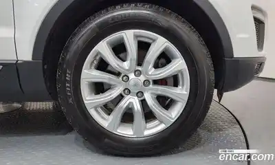 Land Rover Range-Rover Evoque 2018 2.0 гидро в Москве № 975695, миниатюра 5