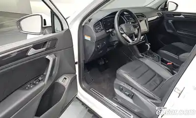 Volkswagen Tiguan 2024 2.0 гидро в Москве № 976005, миниатюра 11