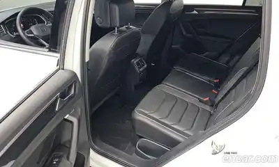 Volkswagen Tiguan 2024 2.0 гидро в Москве № 976005, миниатюра 12