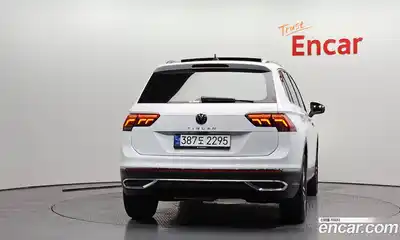 Volkswagen Tiguan 2024 2.0 гидро в Москве № 976005, миниатюра 4