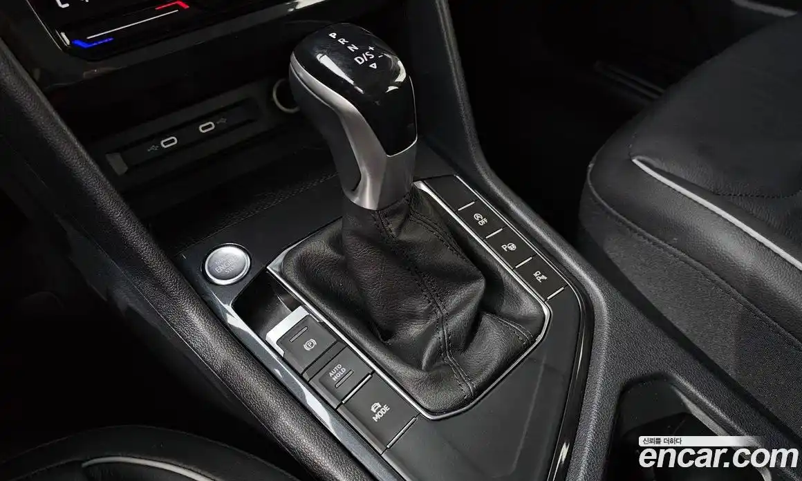 Volkswagen Tiguan 2024 2.0 гидро в Москве № 976005, фото 9