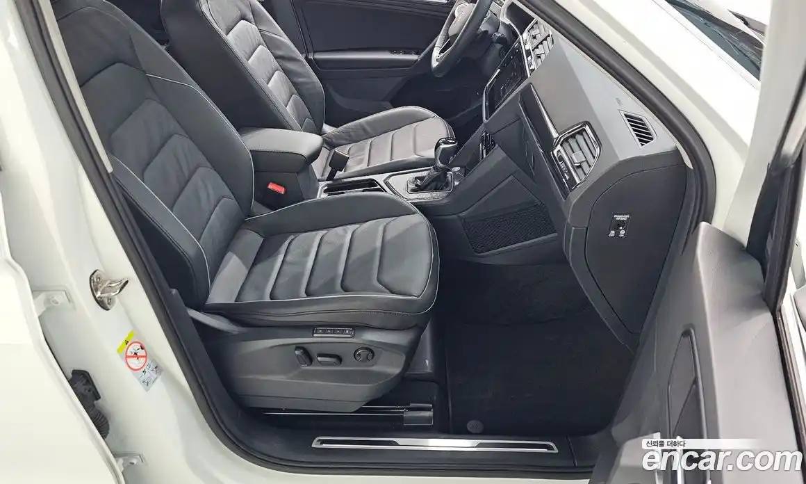 Volkswagen Tiguan 2024 2.0 гидро в Москве № 976005, фото 10