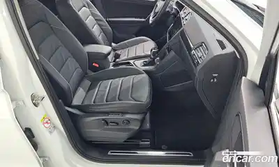 Volkswagen Tiguan 2024 2.0 гидро в Москве № 976005, миниатюра 10