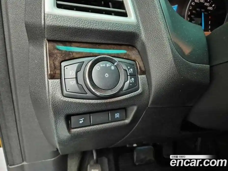 Ford Explorer 2013 3.5 гидро в Москве № 976394, фото 17