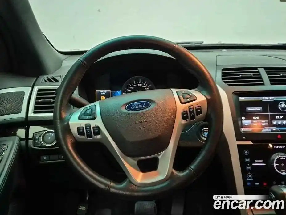 Ford Explorer 2013 3.5 гидро в Москве № 976394, фото 9