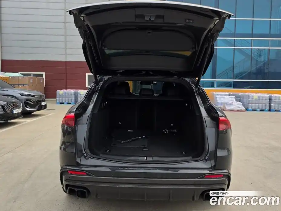 Maserati Grecale 2023 3.0 гидро в Москве № 976450, фото 17