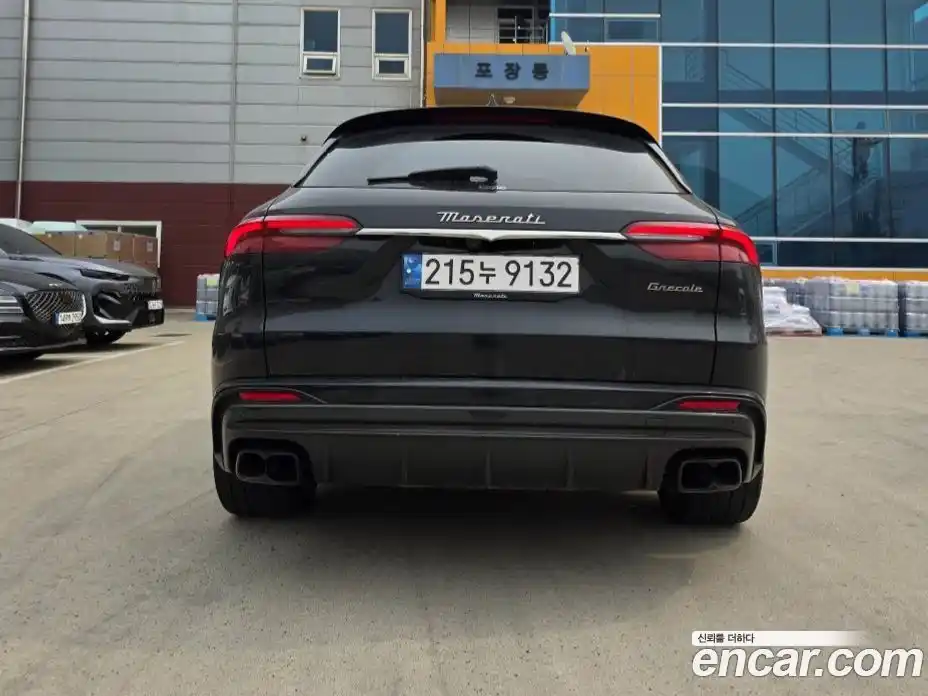 Maserati Grecale 2023 3.0 гидро в Москве № 976450, фото 4