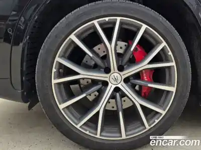 Maserati Grecale 2023 3.0 гидро в Москве № 976450, миниатюра 5