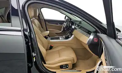 Jaguar XF 2022 2.0 гидро в Москве № 976483, миниатюра 11