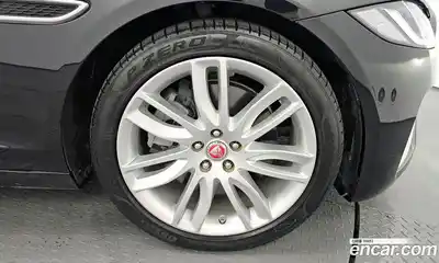 Jaguar XF 2022 2.0 гидро в Москве № 976483, миниатюра 5