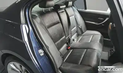 BMW 3-Series 2010 2.0 гидро в Москве № 1001007, миниатюра 12