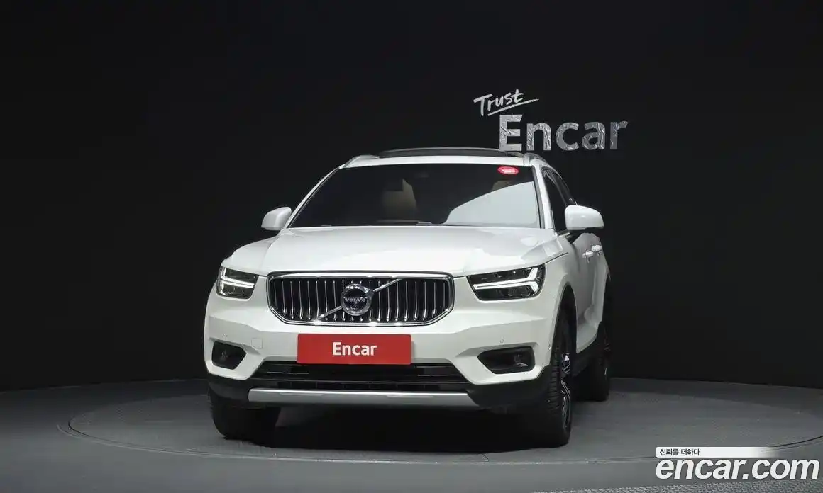 Volvo XC40 2022 2.0 гидро в Москве № 1002667, фото 3