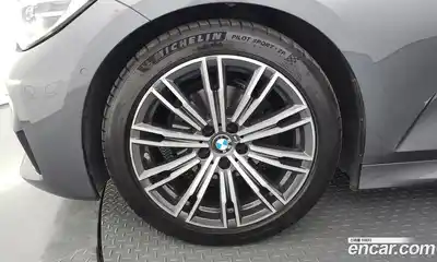 BMW 3-Series 2020 2.0 Автомат в Москве № 1004699, миниатюра 5