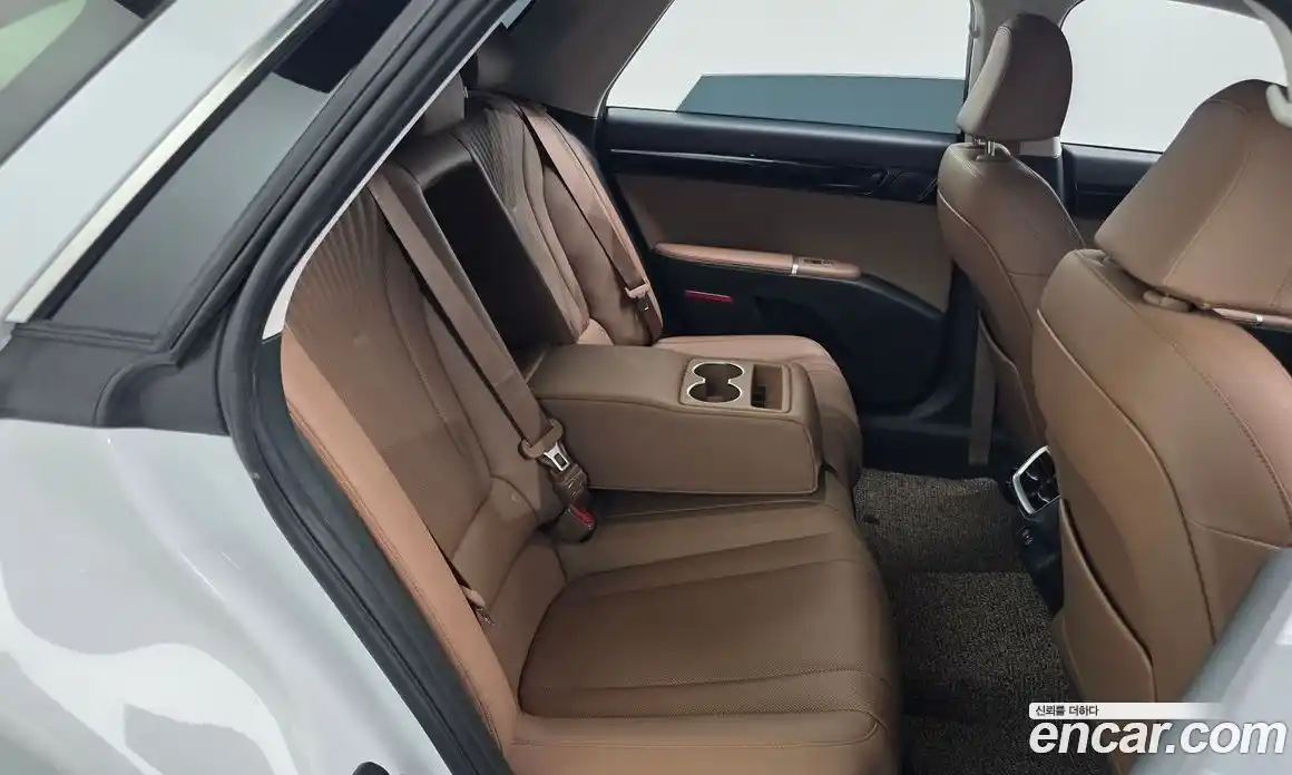 Hyundai Grandeur 2024 1.6 Автомат в Москве № 1008323, фото 11